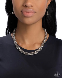 Complete Curves Silver ~ Paparazzi Necklace