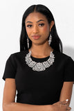 The D’Etta Zi Collection Piece ~ Paparazzi Necklace