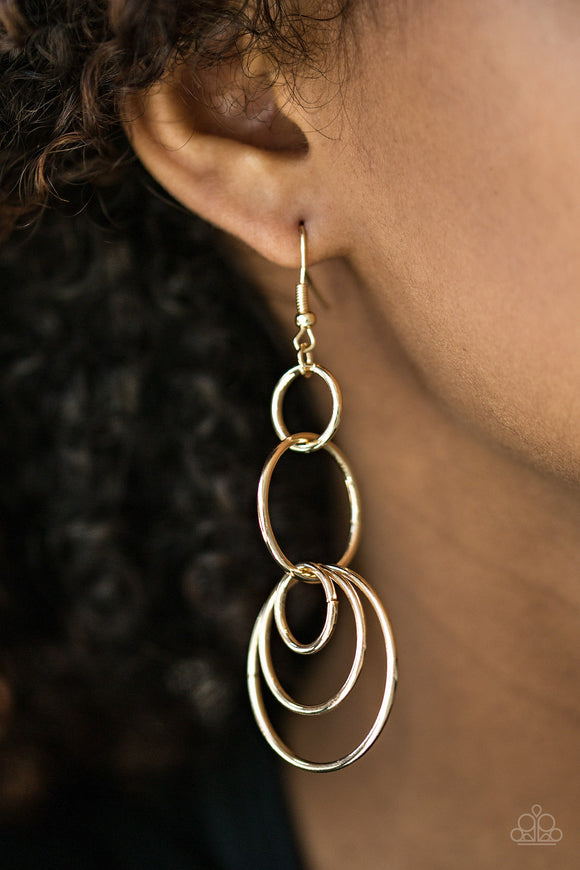 Paparazzi Chic Circles - Gold Earrings - Glitzygals5dollarbling Paparazzi Boutique 