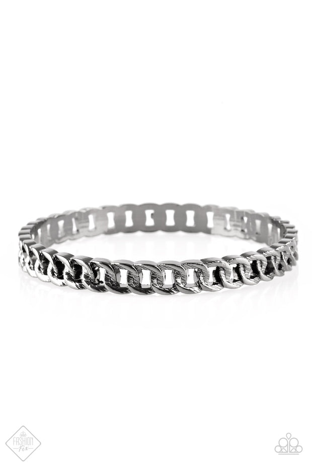 Might and Chain Black Bracelet EXCLUSIVE Fashion Fix Paparazzi - Glitzygals5dollarbling Paparazzi Boutique 