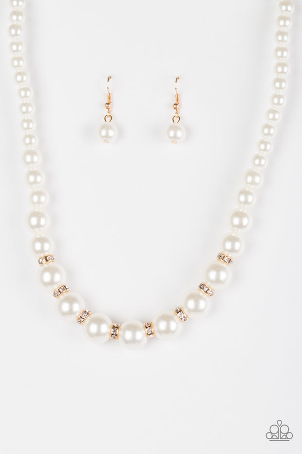 Paparazzi Showtime Shimmer White Necklace - Glitzygals5dollarbling Paparazzi Boutique 
