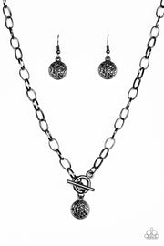 Paparazzi Sorority Sisters Black Necklace - Glitzygals5dollarbling Paparazzi Boutique 