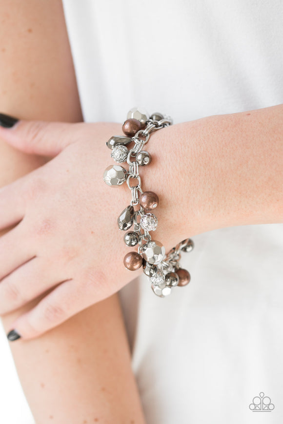Paparazzi Bracelet ~ Invest In This - Silver - Glitzygals5dollarbling Paparazzi Boutique 