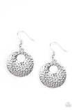 A Taste For Texture - Silver - Glitzygals5dollarbling Paparazzi Boutique 