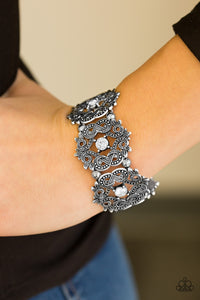 Empress-ive Shimmer White Bracelet - Glitzygals5dollarbling Paparazzi Boutique 