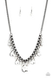 Knockout Queen - Black - Glitzygals5dollarbling Paparazzi Boutique 