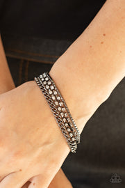 Brilliantly Beaming - Black - Glitzygals5dollarbling Paparazzi Boutique 