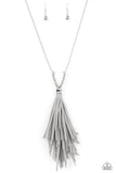 A Clean Sweep - Silver ~ Paparazzi Necklace - Glitzygals5dollarbling Paparazzi Boutique 