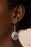 Delectably Daisy - Green ~ Paparazzi Earrings - Glitzygals5dollarbling Paparazzi Boutique 