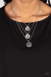 Dizzying Discs - Silver ~ Paparazzi Necklace - Glitzygals5dollarbling Paparazzi Boutique 