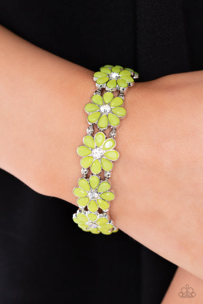 Hawaiian Holiday - Green ~ Paparazzi Bracelet - Glitzygals5dollarbling Paparazzi Boutique 