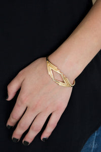 Paparazzi In Total De-NILE Gold Cuff Bracelet - Glitzygals5dollarbling Paparazzi Boutique 