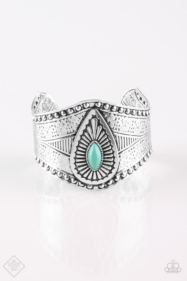 Paparazzi Lead From The FRONTIER Green Bracelet - Glitzygals5dollarbling Paparazzi Boutique 