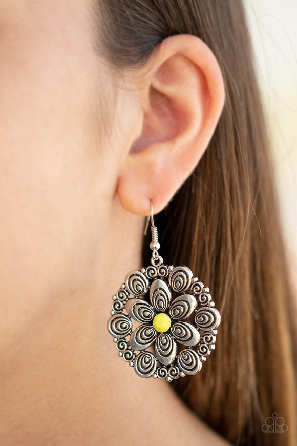 Paparazzi Groove Grove Yellow Earrings - Glitzygals5dollarbling Paparazzi Boutique 