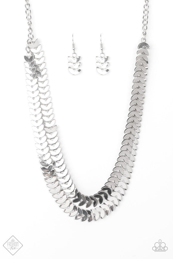 Industrial Illumination Silver Necklace Fashion Fix - Glitzygals5dollarbling Paparazzi Boutique 