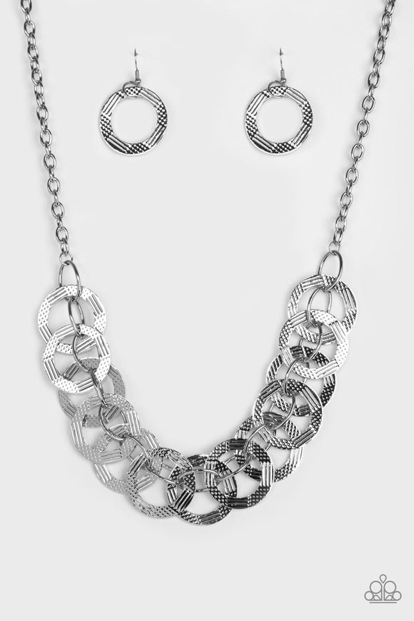 Paparazzi The Main Contender Silver Necklace - Glitzygals5dollarbling Paparazzi Boutique 