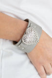 Paparazzi Flauntable Flirt - Silver - Bracelet - Glitzygals5dollarbling Paparazzi Boutique 