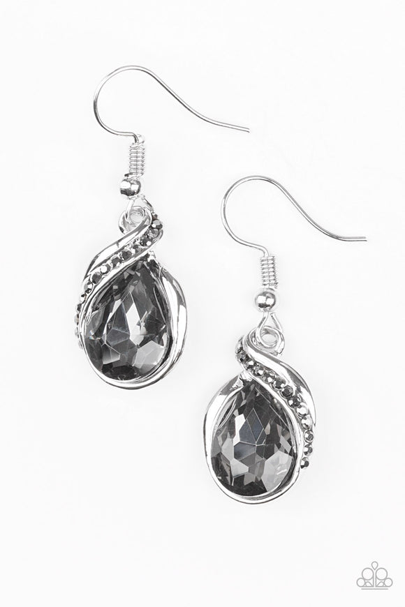 Paparazzi Marvelous Marvel Silver Earrings - Glitzygals5dollarbling Paparazzi Boutique 