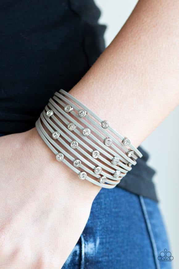 Paparazzi Meant To BEAM - Silver Bracelet - Glitzygals5dollarbling Paparazzi Boutique 