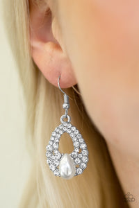 Paparazzi “Share The Wealth” White Earrings - Glitzygals5dollarbling Paparazzi Boutique 