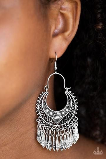 Paparazzi “Walk On The Wildside” Silver Earrings - Glitzygals5dollarbling Paparazzi Boutique 