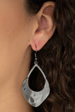 Paparazzi Dig Your Heels In Black Earrings - Glitzygals5dollarbling Paparazzi Boutique 