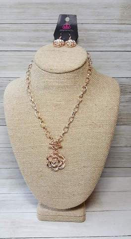 Paparazzi Beautifully in Bloom Rose Gold Exclusive Toggle Necklace - Glitzygals5dollarbling Paparazzi Boutique 