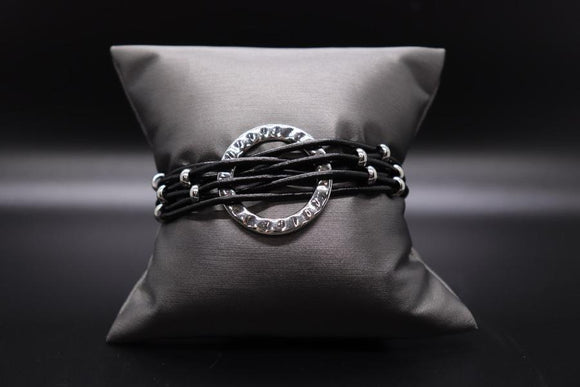 Paparazzi Magnetic Muse Black Bracelet Exclusive - Glitzygals5dollarbling Paparazzi Boutique 
