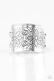 Paparazzi Wild Meadows Silver Floral Stamped Ring - Glitzygals5dollarbling Paparazzi Boutique 