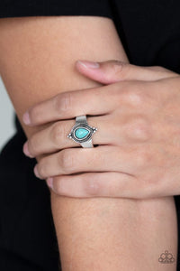 Mineral Minimalist - blue - Paparazzi ring - Glitzygals5dollarbling Paparazzi Boutique 