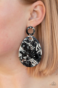 Paparazzi Retro-politan - Black Acrylic Earrings - Glitzygals5dollarbling Paparazzi Boutique 