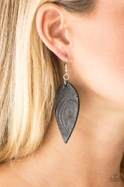 Paparazzi Groovy Grove Black Earrings - Glitzygals5dollarbling Paparazzi Boutique 