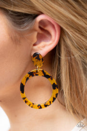 Paparazzi Fish Out Of Water Yellow Acrylic Earrings - Glitzygals5dollarbling Paparazzi Boutique 