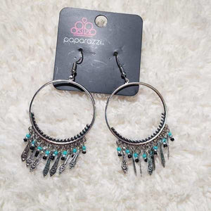 Paparazzi Floral Serenity Blue Exclusive Earrings - Glitzygals5dollarbling Paparazzi Boutique 