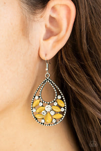 Paparazzi Dewy Dazzle Yellow Moonstone Earrings - Glitzygals5dollarbling Paparazzi Boutique 