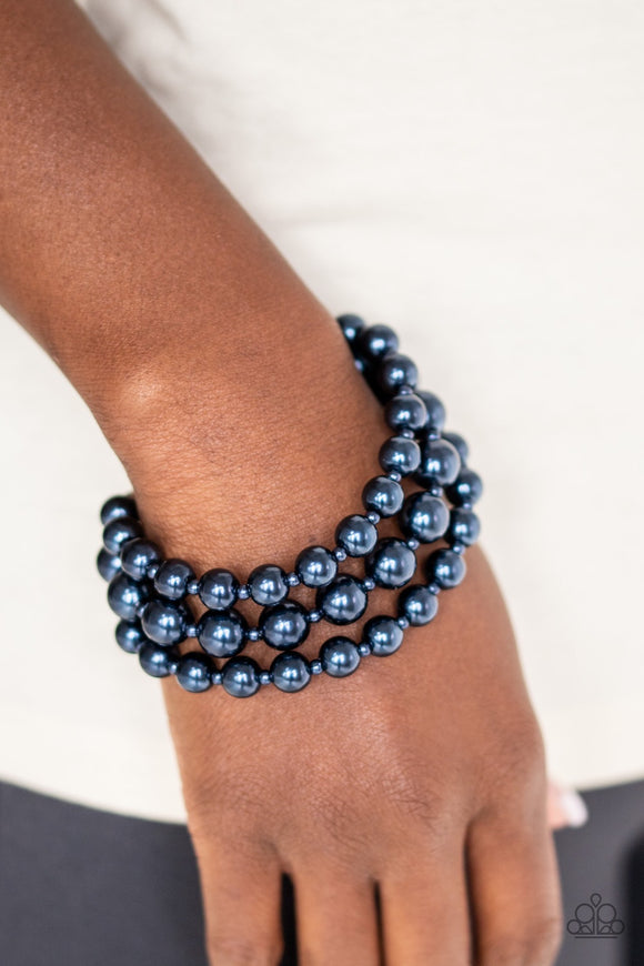 Paparazzi Total PEARL-fection - Blue Pearl Clasp Navy Bracelet - Glitzygals5dollarbling Paparazzi Boutique 