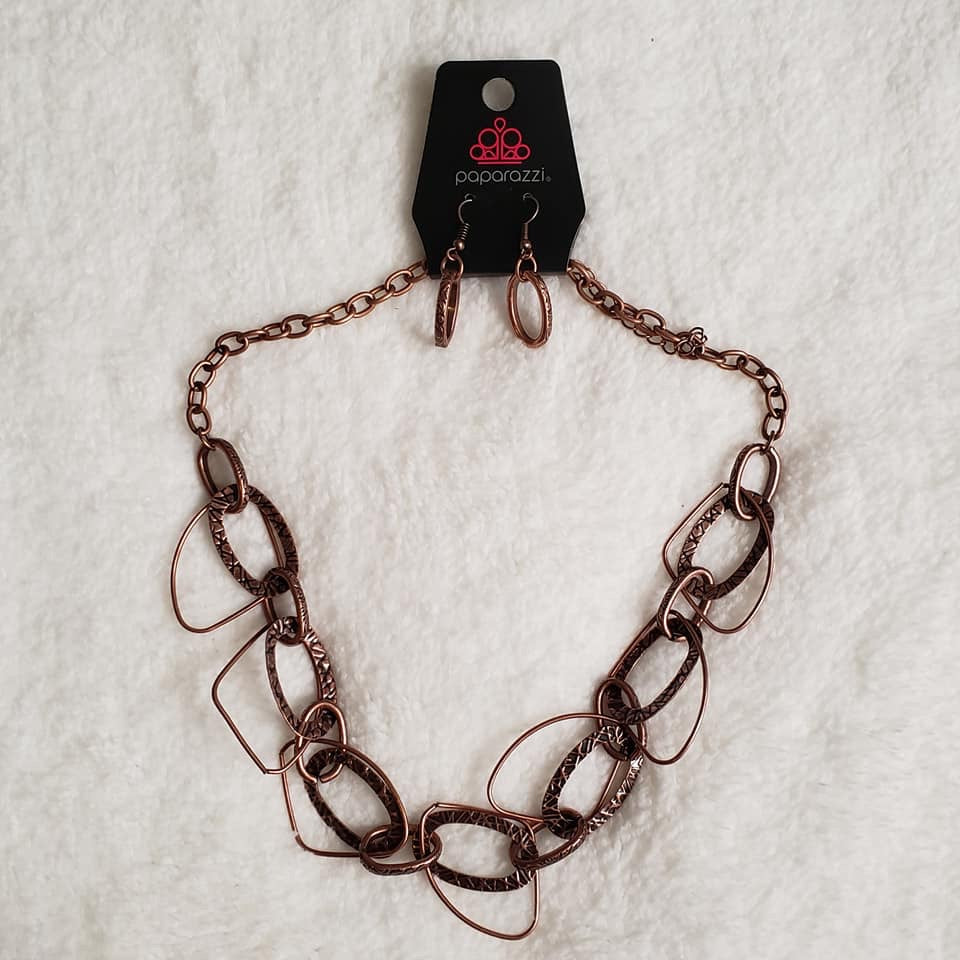 Paparazzi Very Avant Garde Copper Necklace Exclusive
