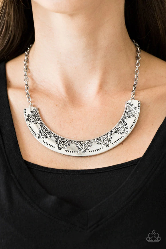 Paparazzi Persian Pharaoh - Silver - Necklace & Earrings - Glitzygals5dollarbling Paparazzi Boutique 
