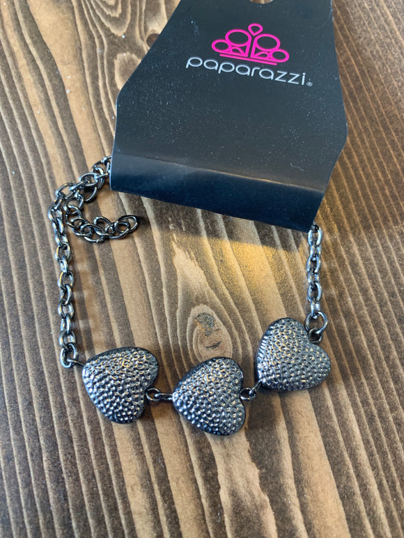 Paparazzi Hard Hearted Black Heart Bracelet - Glitzygals5dollarbling Paparazzi Boutique 