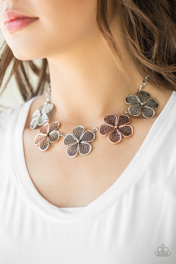 Paparazzi No Common Daisy Mixed Metal Multi  Floral Necklace - Glitzygals5dollarbling Paparazzi Boutique 