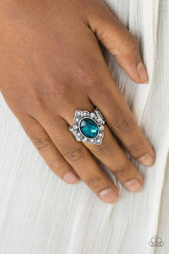Paparazzi Power Behind The Throne - Blue Ring - Glitzygals5dollarbling Paparazzi Boutique 