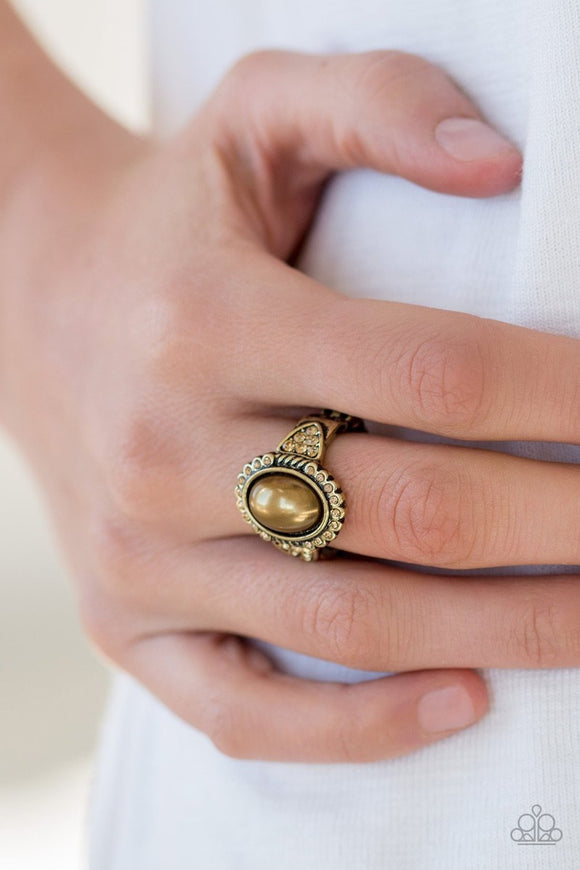 Pearl Party - brass - Paparazzi ring - Glitzygals5dollarbling Paparazzi Boutique 