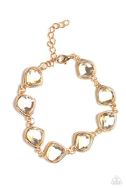 Paparazzi Perfect Imperfection - Gold Bracelet - Glitzygals5dollarbling Paparazzi Boutique 