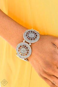 Paparazzi Marigold Medallions Silver Beads - Floral Discs - Bracelet - Fashion Fix Exclusive September 2019 - Glitzygals5dollarbling Paparazzi Boutique 