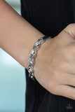 Paparazzi Infinite Sparkle Silver Bangle Hinge Bracelet - Glitzygals5dollarbling Paparazzi Boutique 