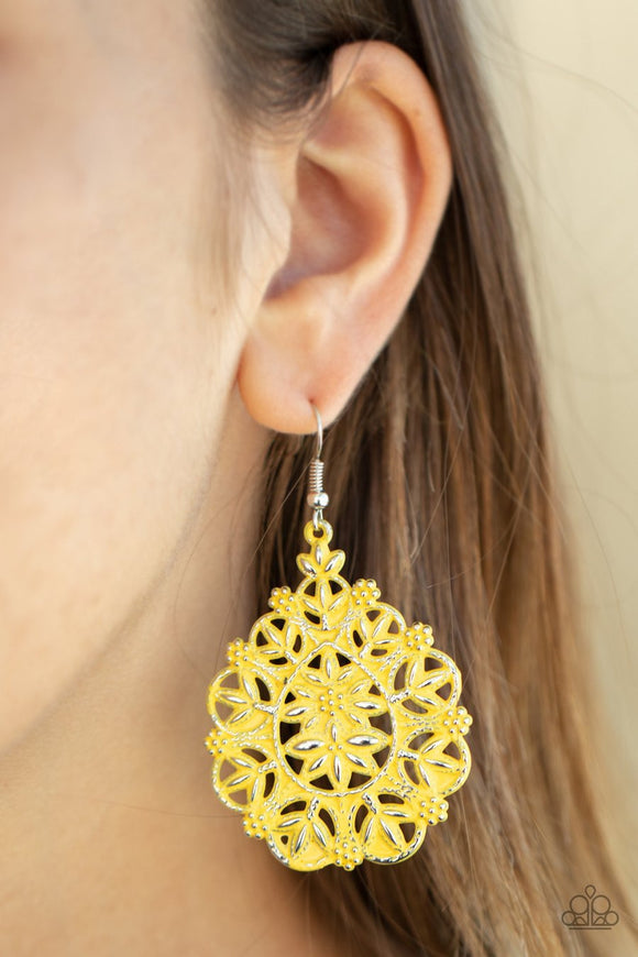 PAPARAZZI FLORAL AFFAIR - YELLOW earrings - Glitzygals5dollarbling Paparazzi Boutique 