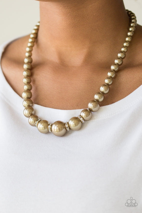 Party Pearls Brass Necklace - Glitzygals5dollarbling Paparazzi Boutique 