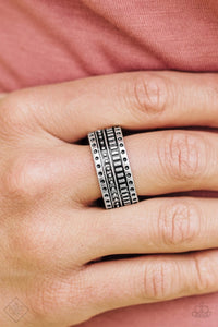 Roughin’ It Silver Ring Fashion Fix - Glitzygals5dollarbling Paparazzi Boutique 