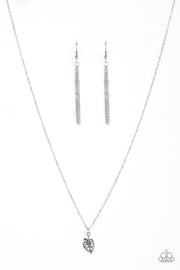 Paparazzi Palm Tree Retreat Silver Necklace - Glitzygals5dollarbling Paparazzi Boutique 
