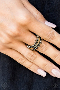 Paparazzi Heavy Metal Muse Brass Ring Fashion Fix Exclusive - Glitzygals5dollarbling Paparazzi Boutique 